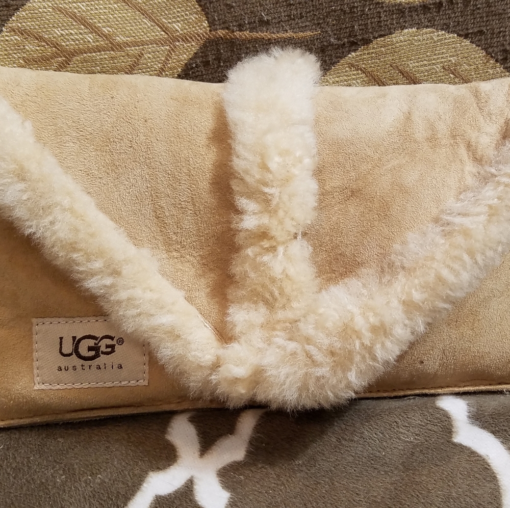 UGG Australia shearling/suede purse